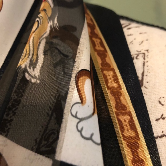 Vintage scarf and belt